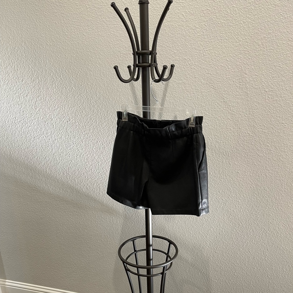 BCBG Maxazria Symon faux-leather shorts, never worn size small